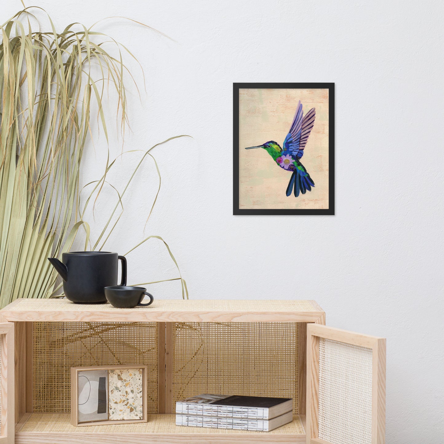 Humming 2 Framed Print