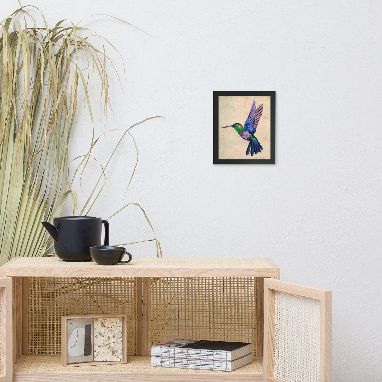 Humming 2 Framed Print