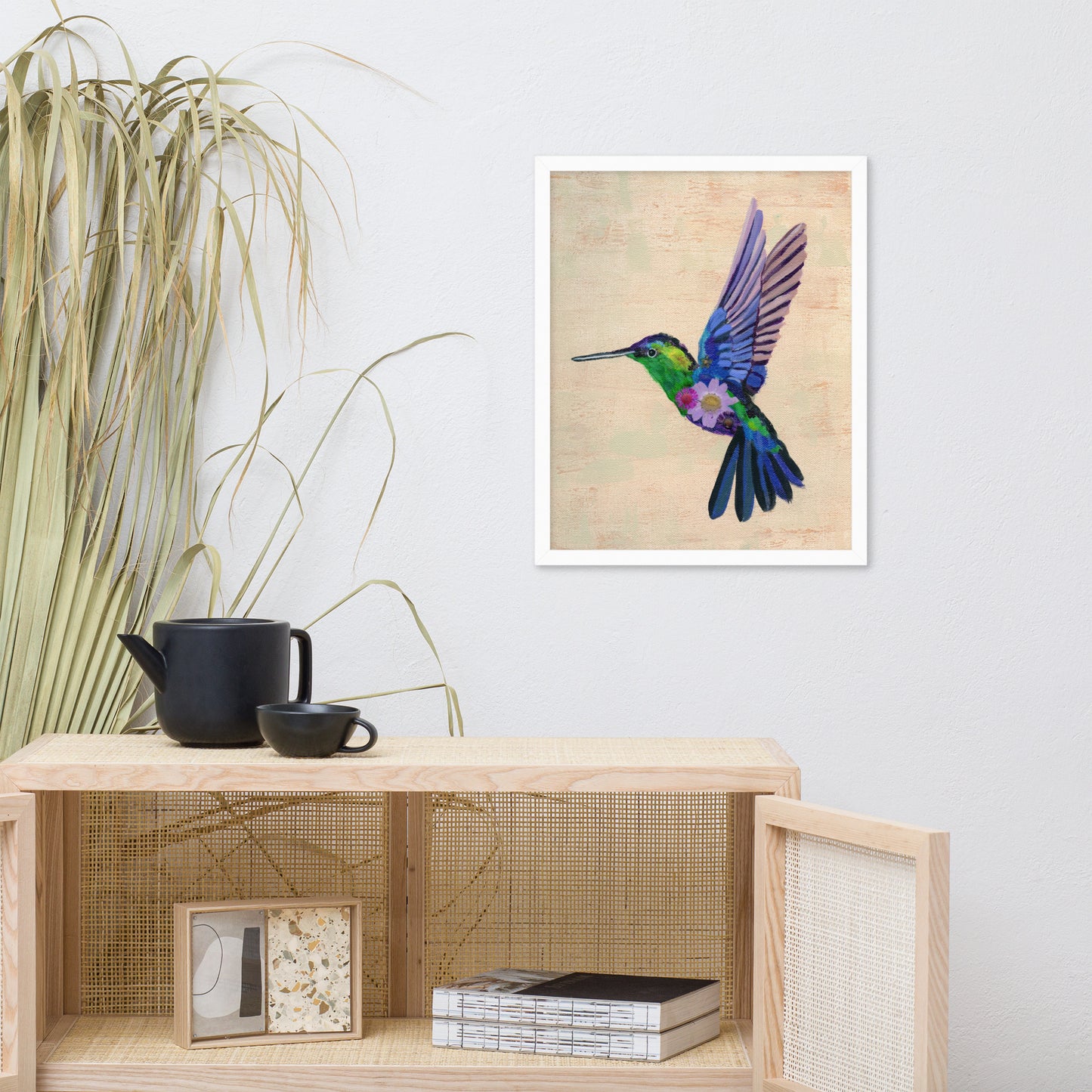 Humming 2 Framed Print
