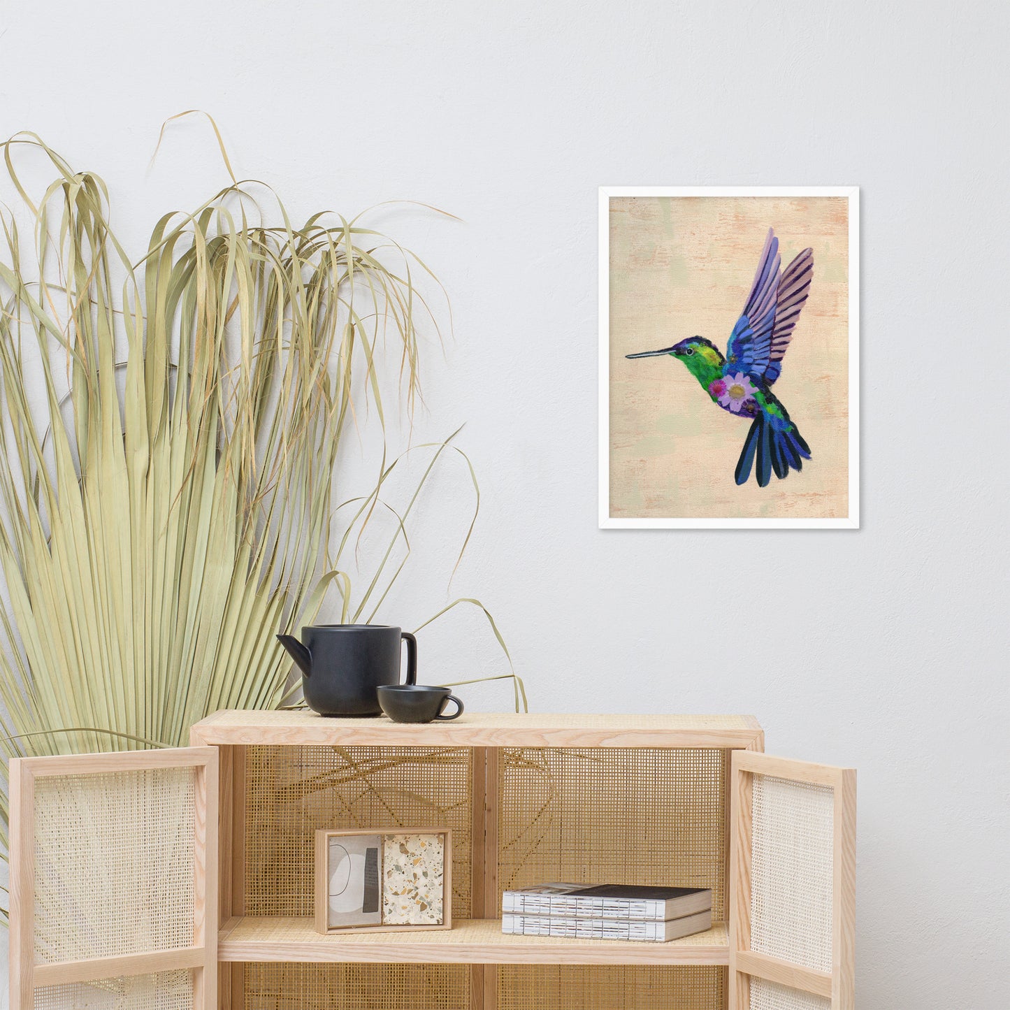 Humming 2 Framed Print